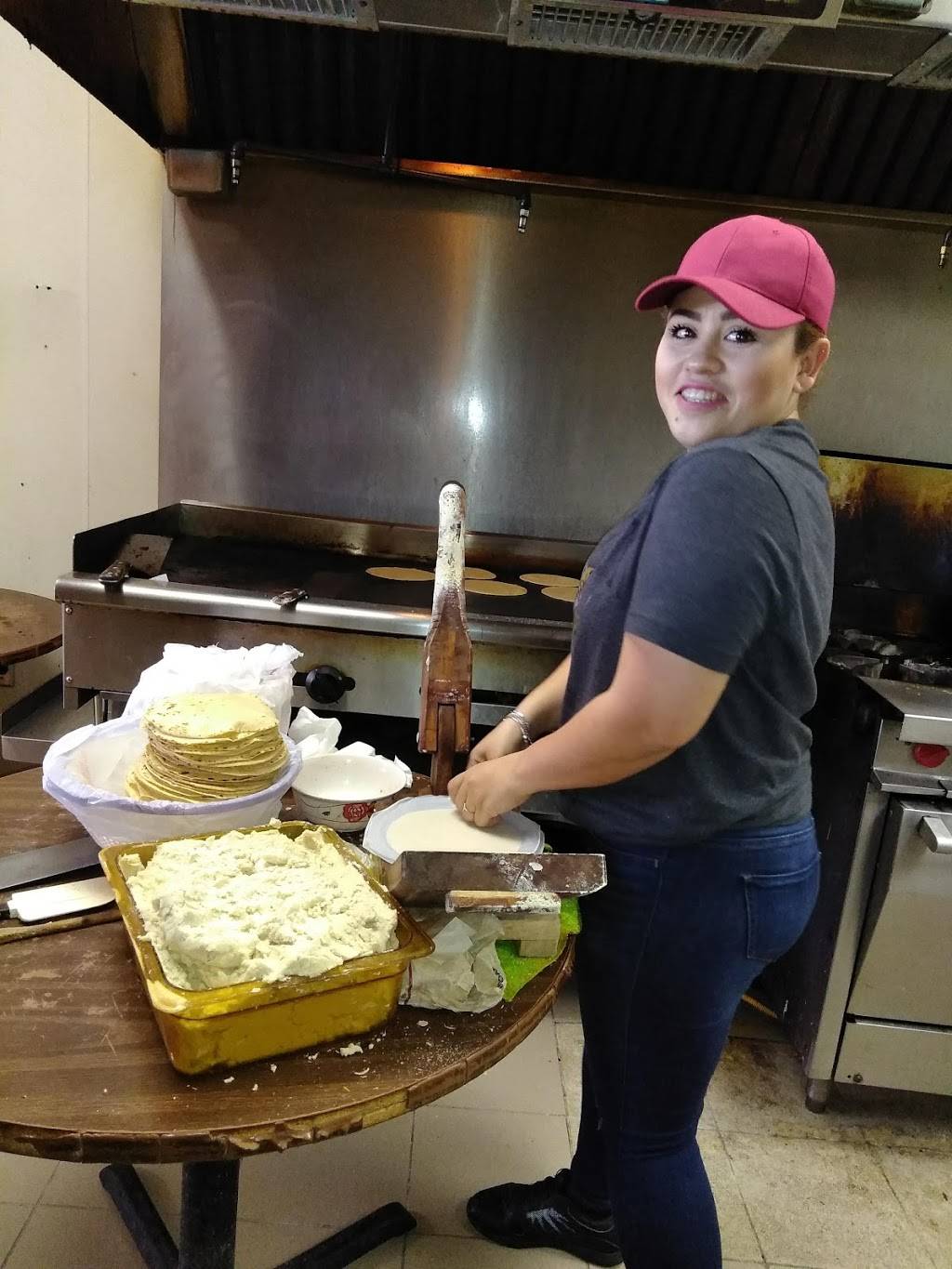 Rudys Taqueria | restaurant | 11519 W Little York Rd, Houston, TX 77041, USA | 7138969755 OR +1 713-896-9755