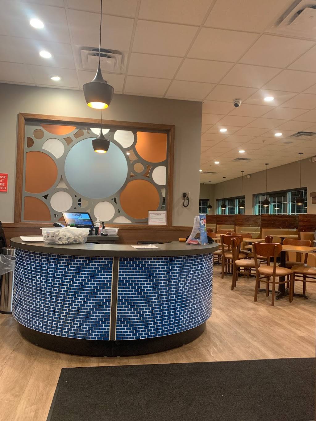 IHOP | restaurant | 2726 Emerson Dr, Elkhart, IN 46514, USA | 5742068237 OR +1 574-206-8237