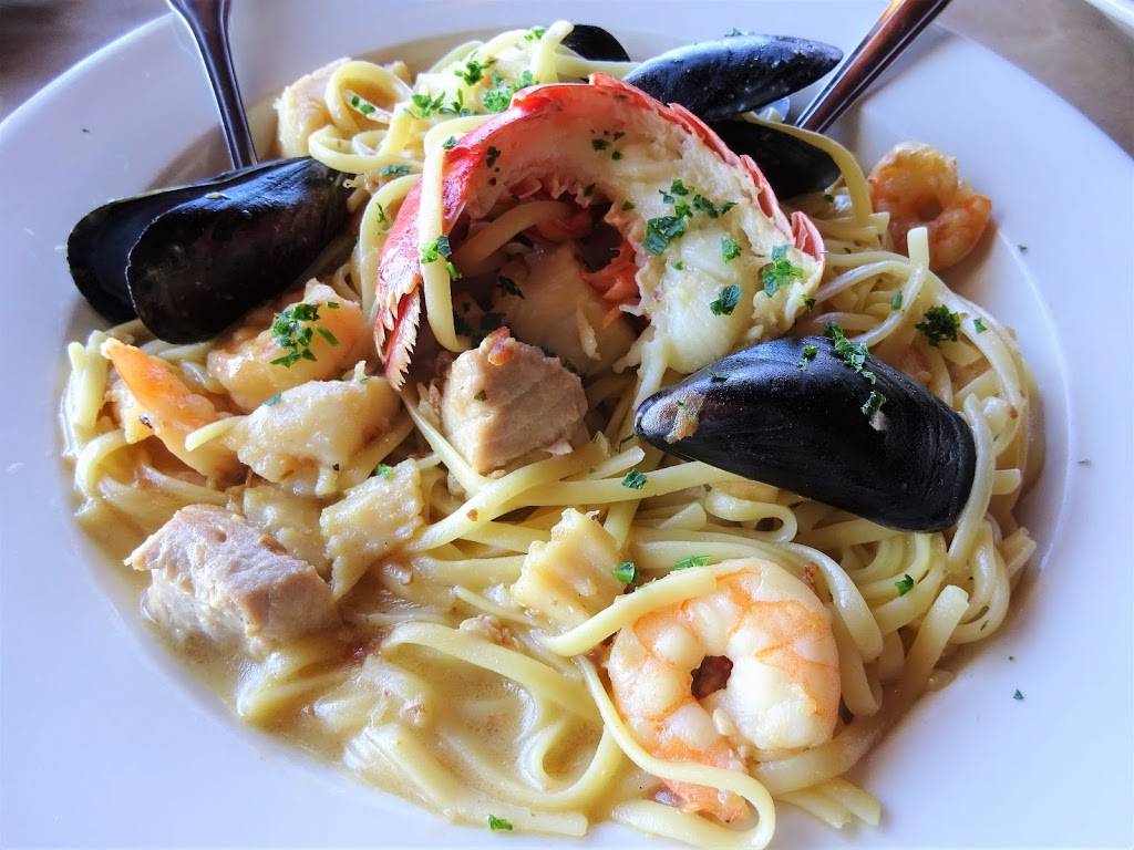 The Fishermans Catch Restaurant | restaurant | 111 Bayside Dr, Point Lookout, NY 11569, USA | 5166709717 OR +1 516-670-9717