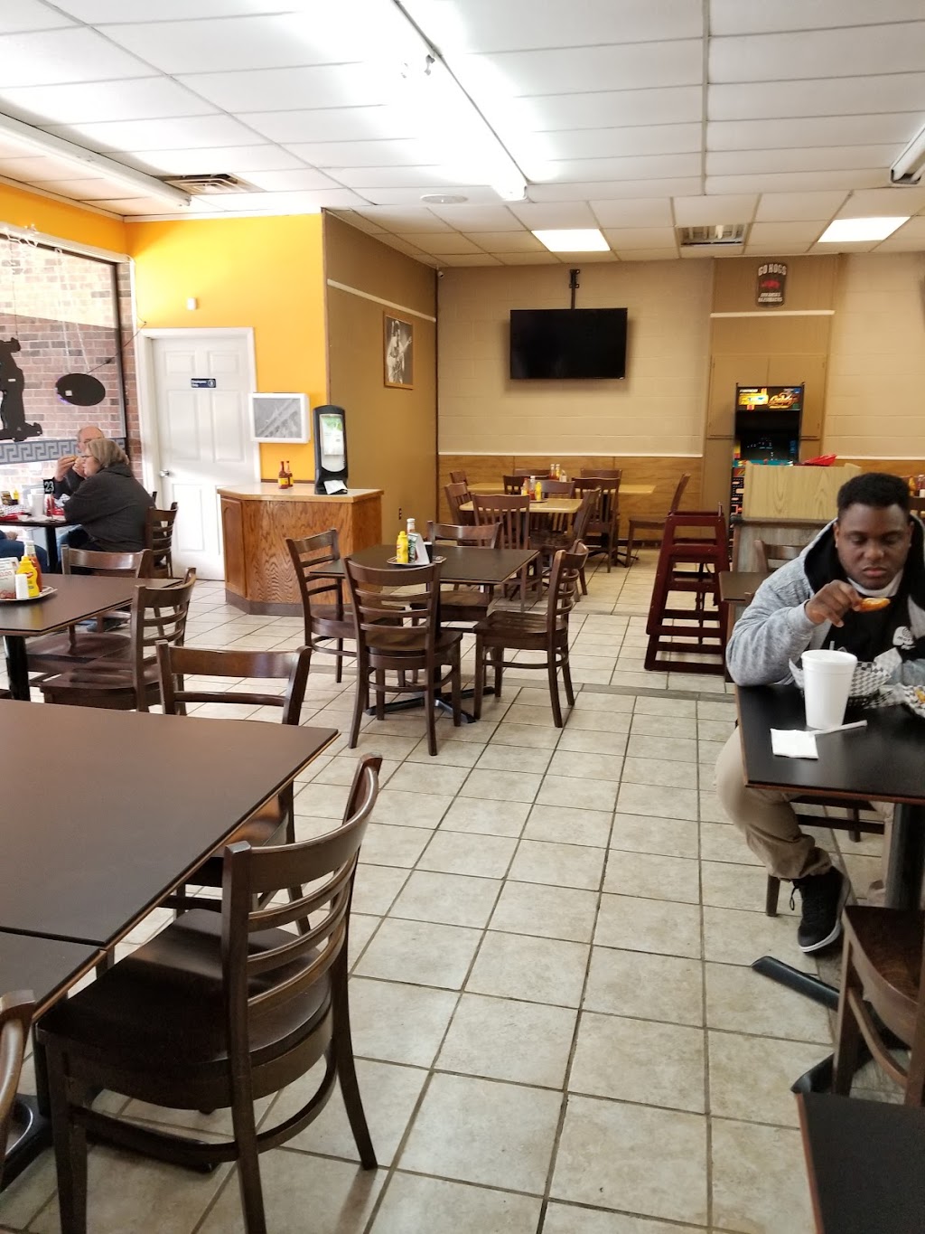 Jacobs Wings & Grill | restaurant | 5200 John F Kennedy Blvd, North Little Rock, AR 72116, USA | 5015085783 OR +1 501-508-5783