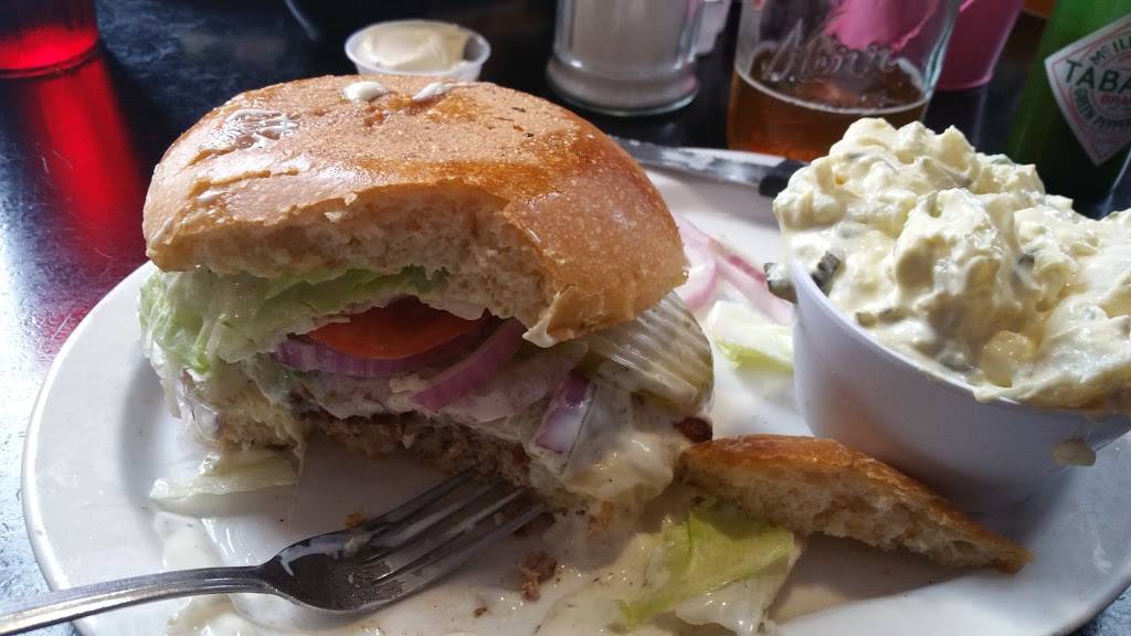 Saxs Joint | restaurant | 317 Petaluma Blvd S, Petaluma, CA 94952, USA | 7075593021 OR +1 707-559-3021