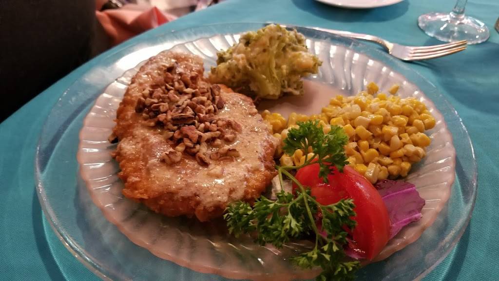 Lunch On Limoges | restaurant | 14139 7th St, Dade City, FL 33525, USA | 3525675685 OR +1 352-567-5685