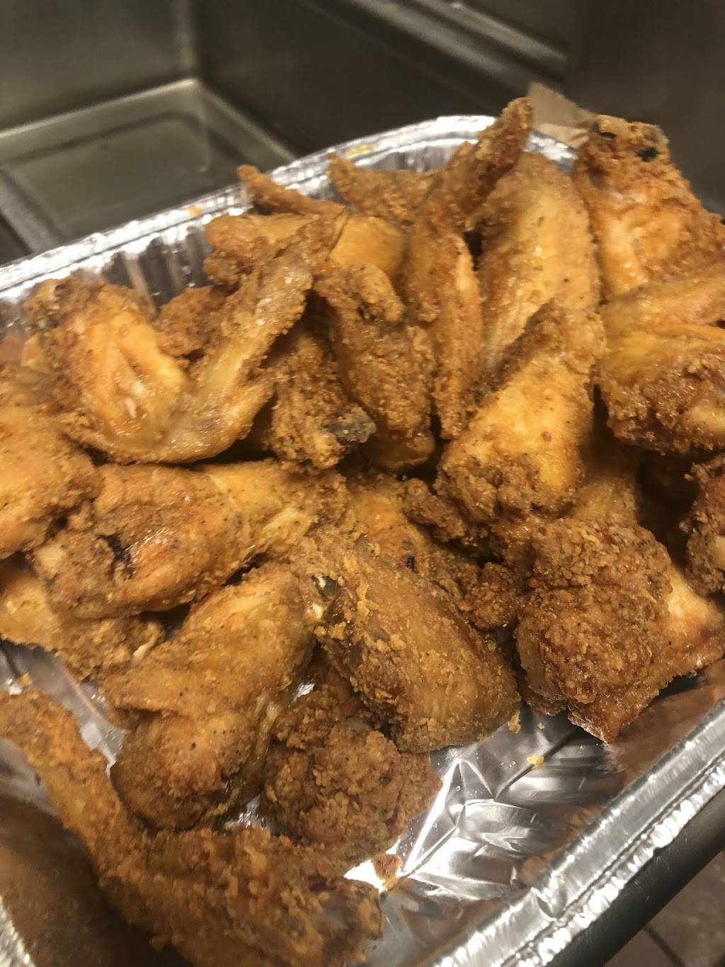 BK’ Chicken and Waffles New Haven | restaurant | 1467 Whalley Ave, New Haven, CT 06515, USA | 2037453781 OR +1 203-745-3781