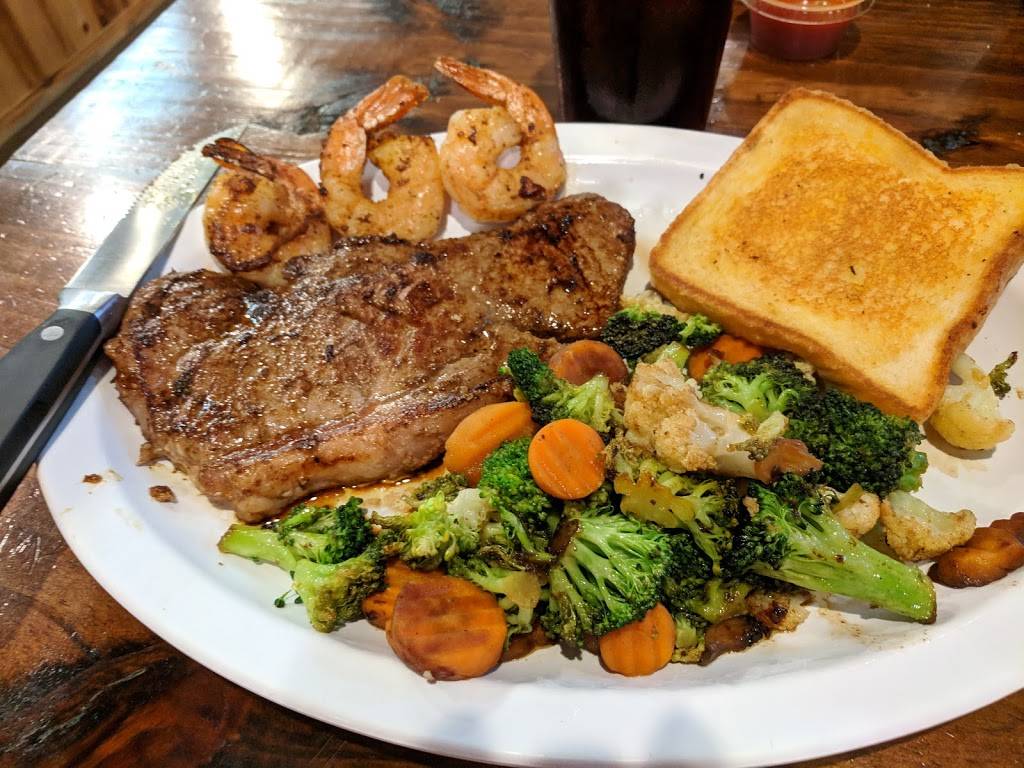 Esto Country Store | restaurant | 4624 KY-379, Russell Springs, KY 42642, USA | 2703433320 OR +1 270-343-3320