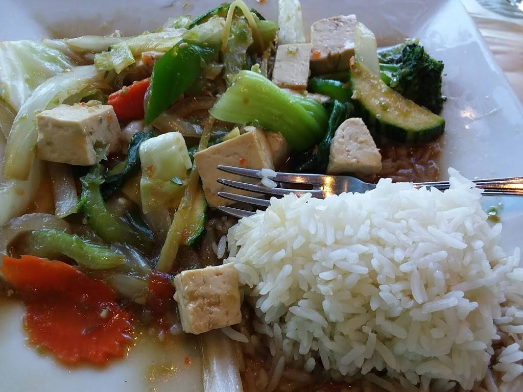 50-Fifty Asian Fusion | restaurant | 201 N Indian Hill Blvd, Claremont, CA 91711, USA | 9096215599 OR +1 909-621-5599