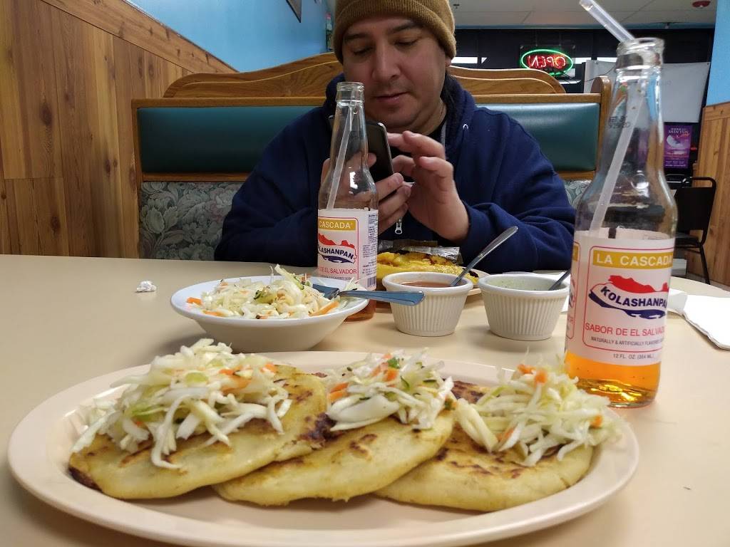 Pupuseria El Salvadoreño | restaurant | 1741 Algonquin Rd, Mt Prospect, IL 60056, USA | 2248757180 OR +1 224-875-7180