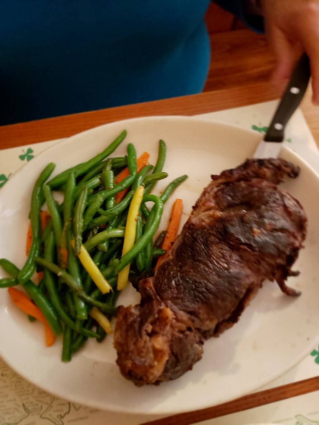 Loughrans | restaurant | 10 Schoolhouse Rd, Salisbury Mills, NY 12577, USA | 8454963615 OR +1 845-496-3615