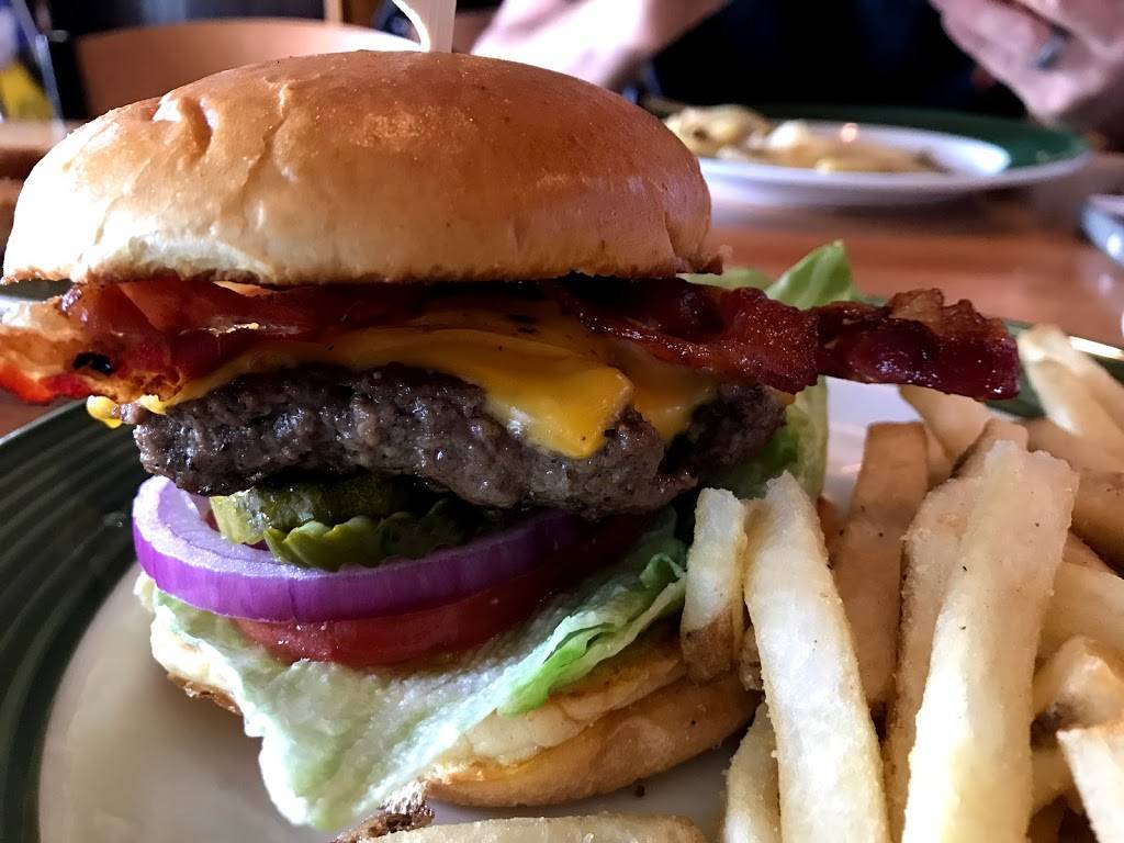 Applebees Grill + Bar | restaurant | 1600 Huffman Rd, Center Point, AL 35215, USA | 2058533200 OR +1 205-853-3200