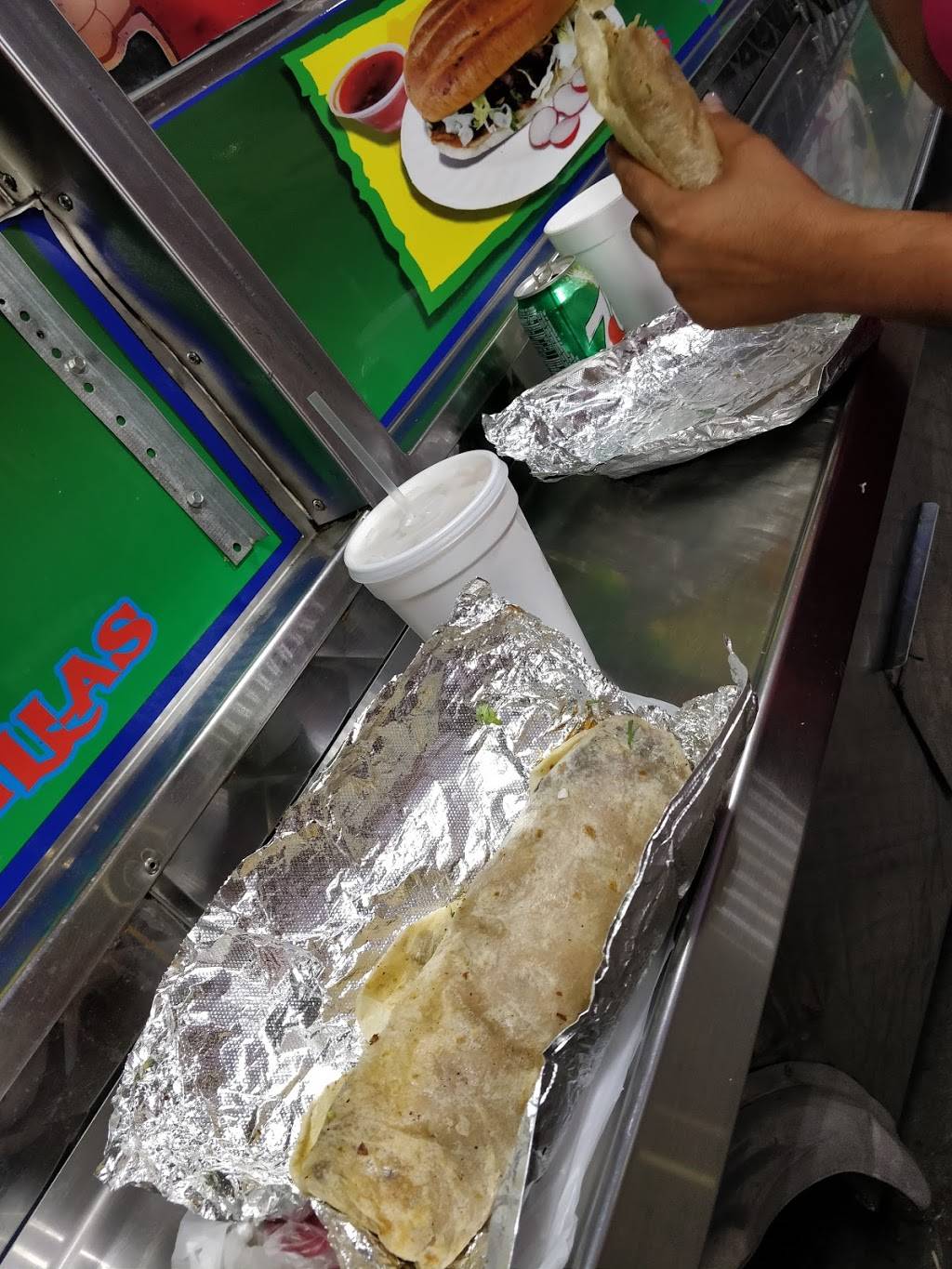 Arandinos Tacos El Patron | restaurant | 608 E Valley Blvd, San Gabriel, CA 91776, USA | 3234349212 OR +1 323-434-9212