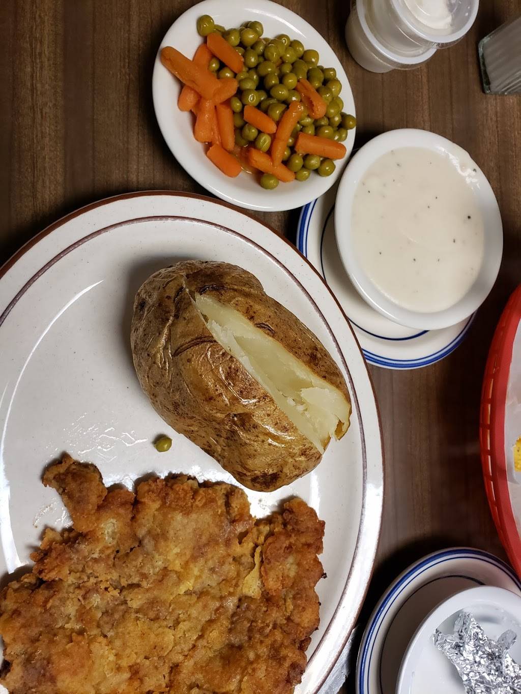 Prairie House Cafe | restaurant | 100 S Main St, Leon, KS 67074, USA | 3167455004 OR +1 316-745-5004