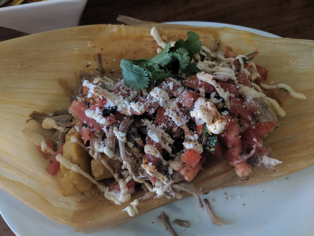 Caja Caliente | restaurant | 808 Ponce de Leon Blvd, Coral Gables, FL 33134, USA | 7864311947 OR +1 786-431-1947