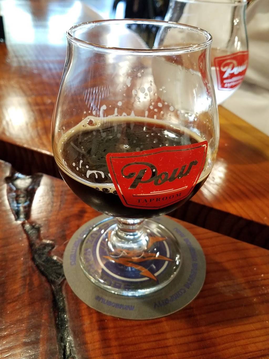 Pour Taproom | restaurant | 110 Cooper St #100B, Santa Cruz, CA 95060, USA | 8315357007 OR +1 831-535-7007