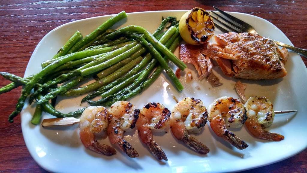 Red Lobster | restaurant | 301 S Lake Ave, Duluth, MN 55802, USA | 2187227390 OR +1 218-722-7390