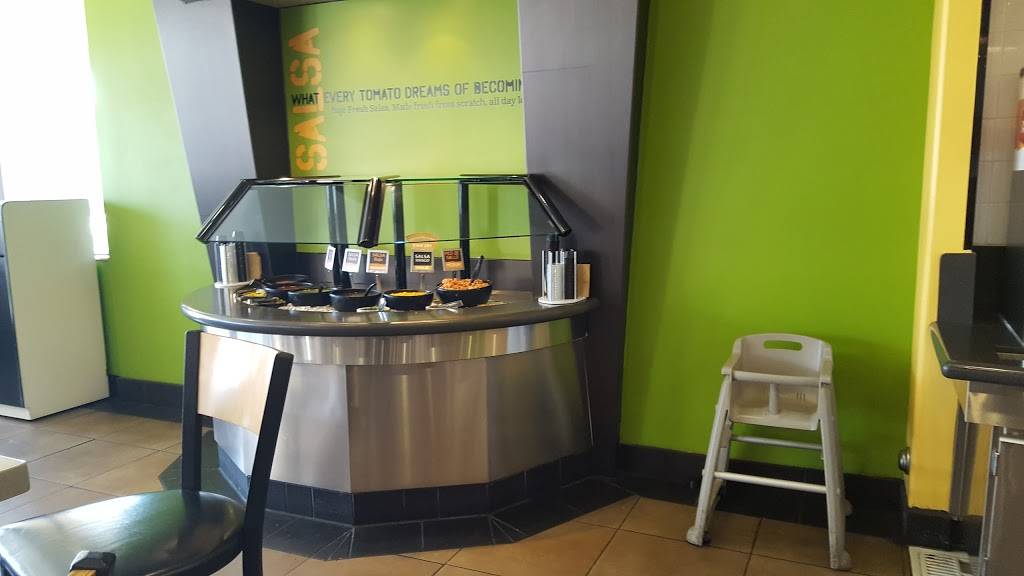 Baja Fresh | restaurant | 9660 Hageman Rd Ste A, Bakersfield, CA 93312, USA | 6615878700 OR +1 661-587-8700