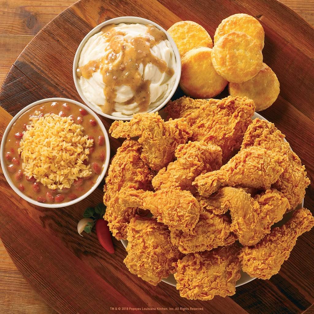 Popeyes Louisiana Kitchen | restaurant | 550 Fennell Ave E, Hamilton, ON L8V 4S9, Canada | 9053831111 OR +1 905-383-1111