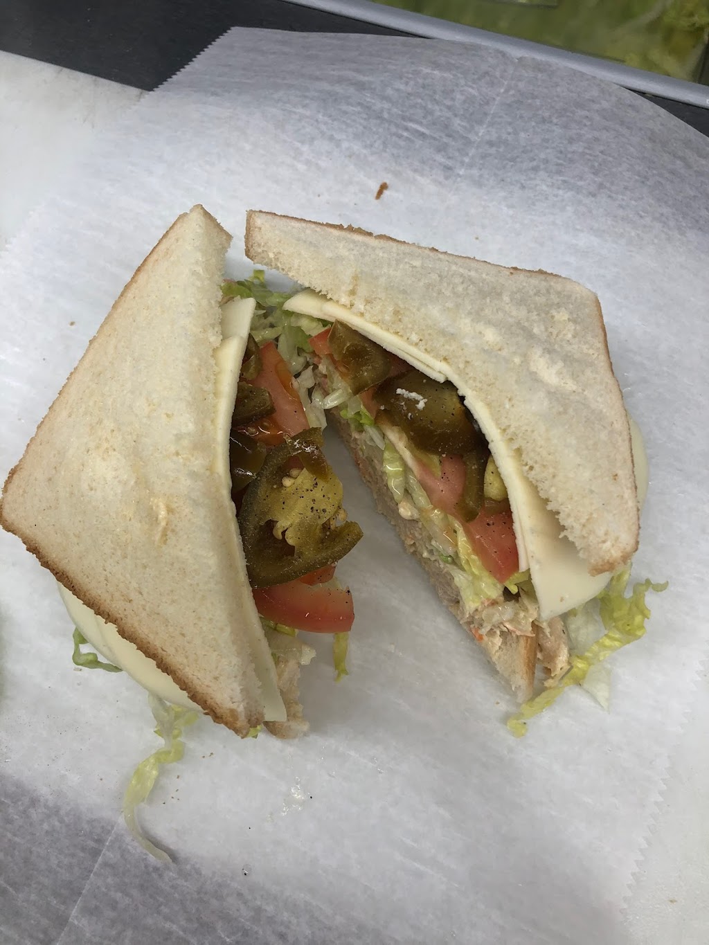 Miggys Deli | restaurant | 5803 Milford Rd, East Stroudsburg, PA 18302, USA | 5705886698 OR +1 570-588-6698