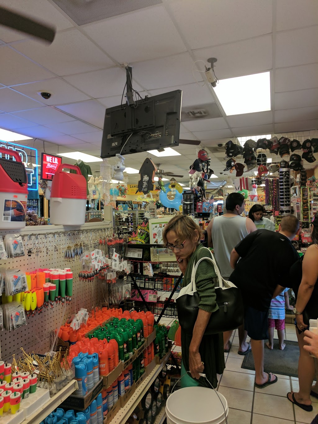 Fishermans Cove Food Mart & Hunt Brothers Pizza | meal takeaway | 706 TX-87, Port Bolivar, TX 77650, USA | 4096848567 OR +1 409-684-8567