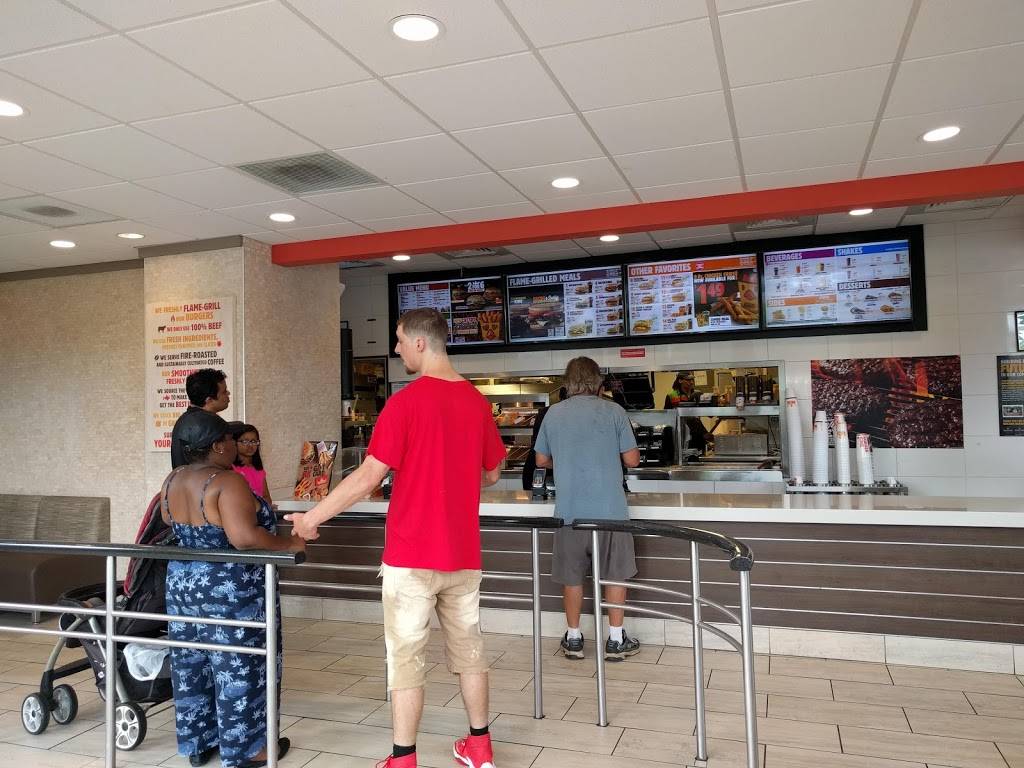 Burger King | restaurant | 412 South St, Front Royal, VA 22630, USA | 5406353326 OR +1 540-635-3326