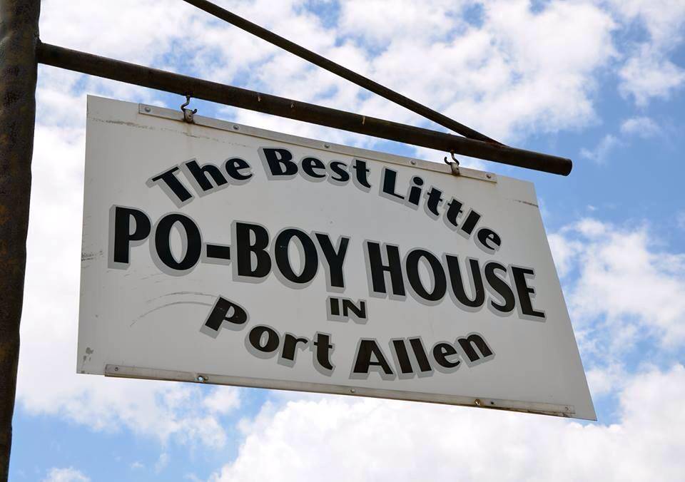 The Poboy House | restaurant | 170 6th St, Port Allen, LA 70767, USA | 2253439305 OR +1 225-343-9305