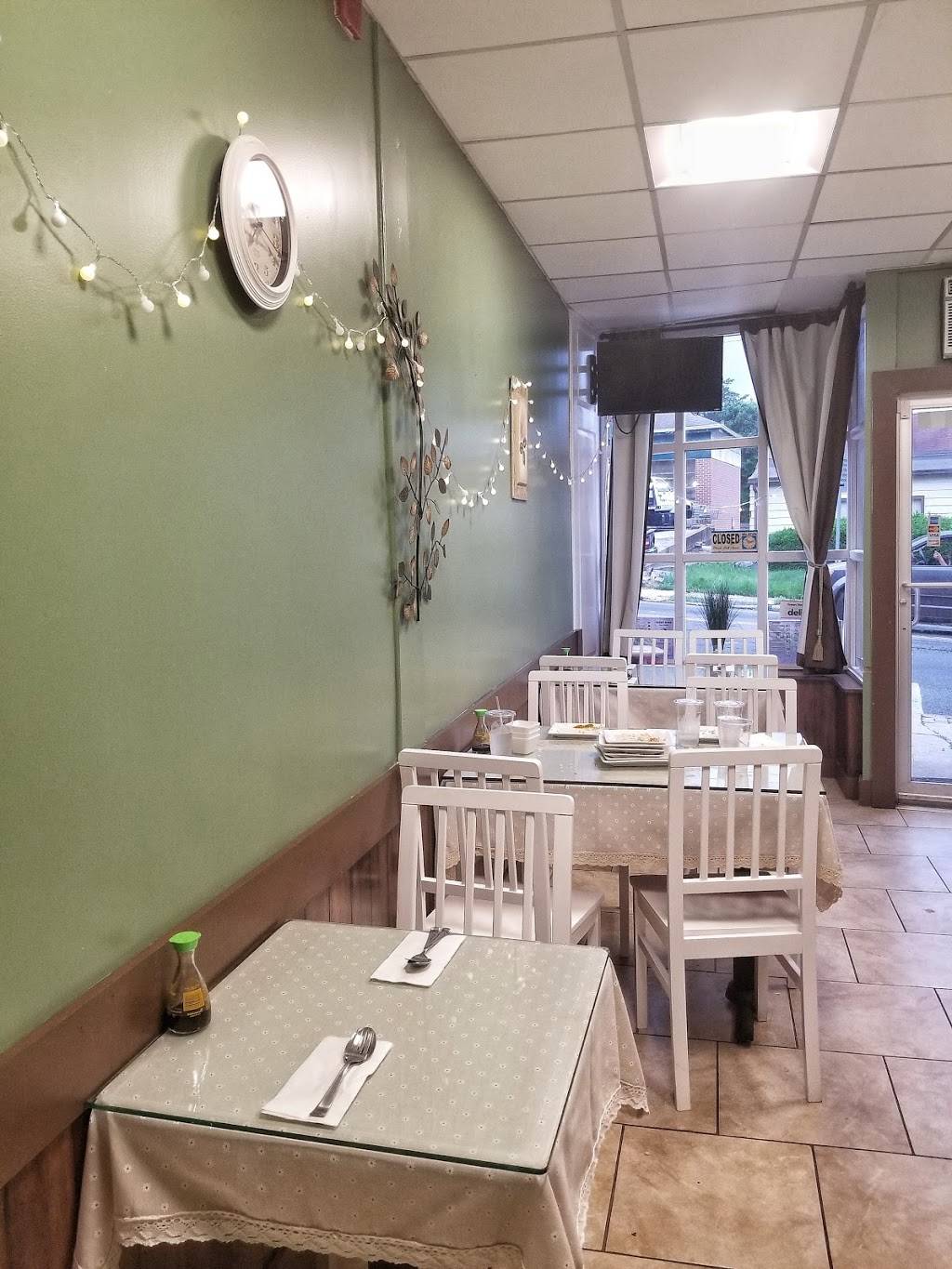 Green Herb Thai Cuisine | restaurant | 4617 State Rd, Drexel Hill, PA 19026, USA | 4844557607 OR +1 484-455-7607