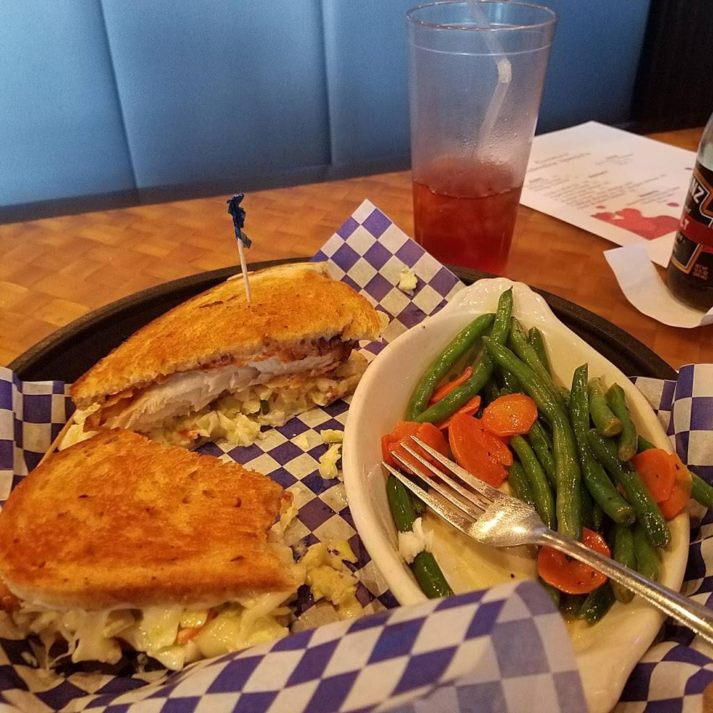 Kocomos Island Grill | restaurant | 7040 Seminole Pratt Whitney Rd, Loxahatchee, FL 33470, USA | 5613837550 OR +1 561-383-7550