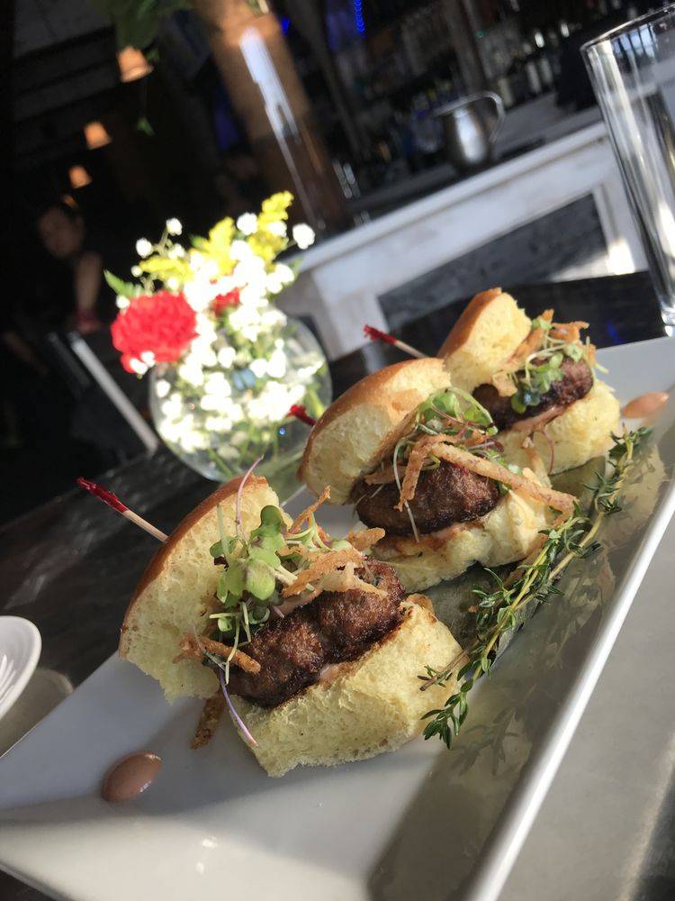 Sarandonga | restaurant | 233 Hamilton St, Allentown, PA 18101, USA | 6108214888 OR +1 610-821-4888