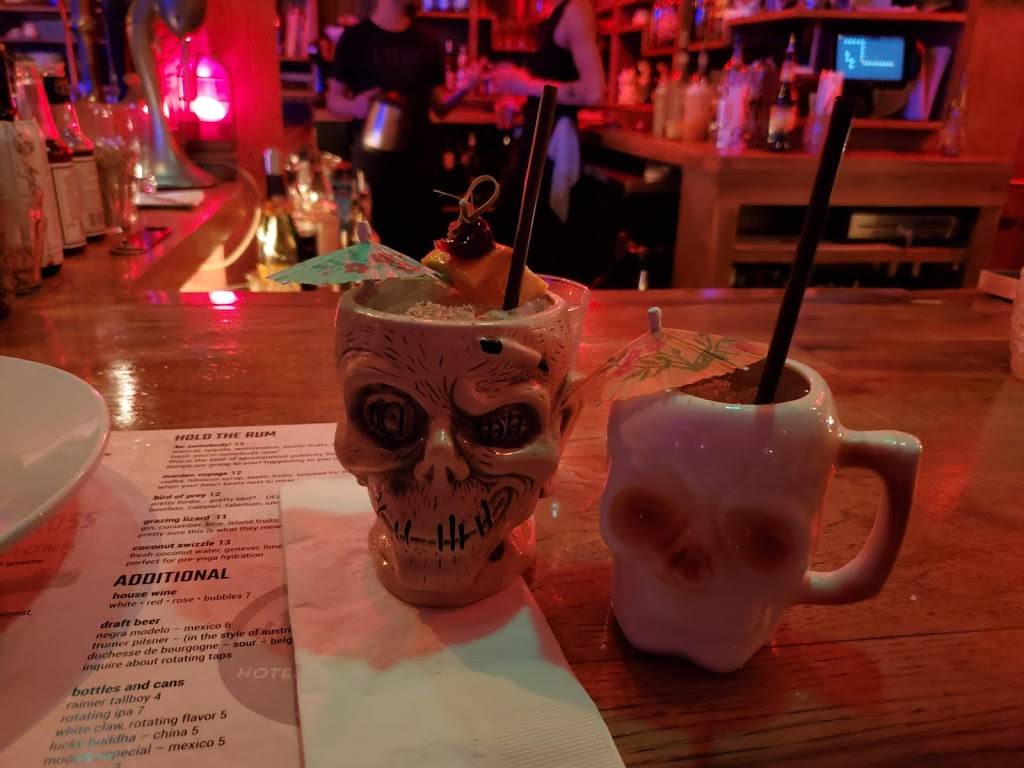 Hotel Albatross | restaurant | 2319 NW Market St, Seattle, WA 98107, USA | 2065666181 OR +1 206-566-6181