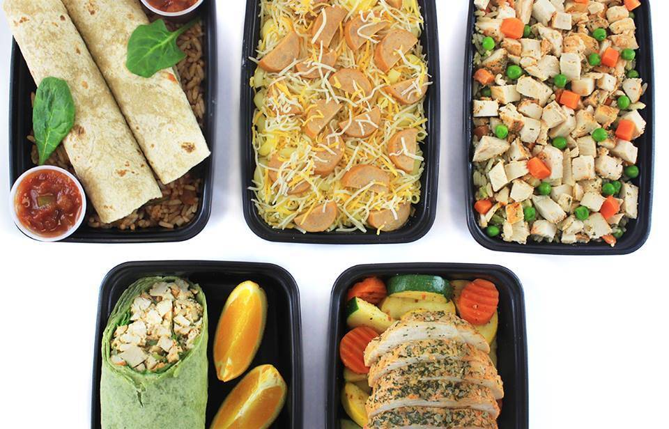 Eat Fit Go Healthy Foods | restaurant | 4945 W 119th St #24, Overland Park, KS 66209, USA | 9136632244 OR +1 913-663-2244