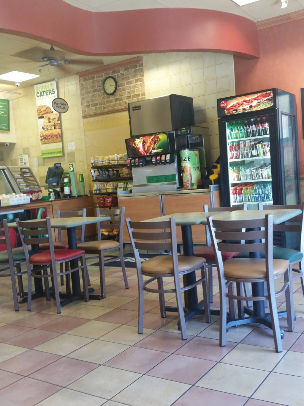 Subway | restaurant | 5673 E Kings Canyon Rd, Fresno, CA 93727, USA | 5592526775 OR +1 559-252-6775
