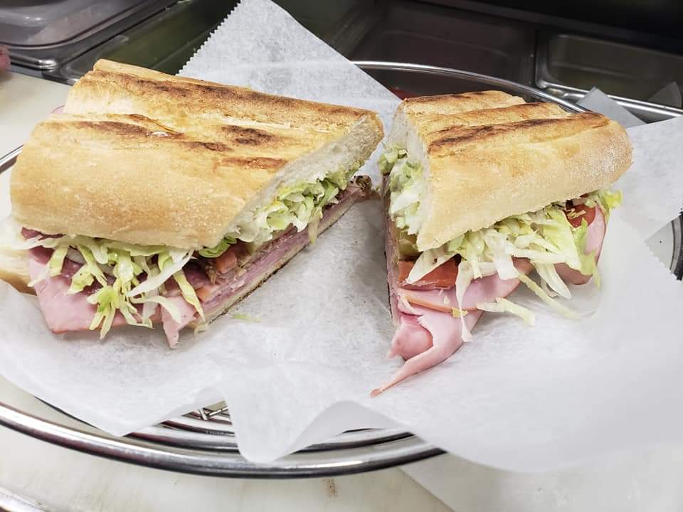 Papis Cafe | restaurant | 2203 N Lois Ave, Tampa, FL 33607, USA | 8135426539 OR +1 813-542-6539