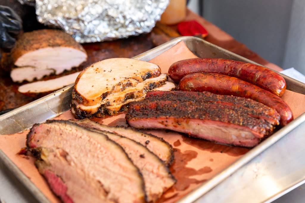 Helberg Barbecue | restaurant | 2223 Austin Ave, Waco, TX 76701, USA | 7135694166 OR +1 713-569-4166