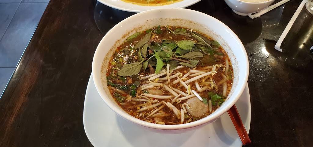 Zabb Thai & Sushi | restaurant | 8880 W State Rd 84, Davie, FL 33324, USA | 9544513949 OR +1 954-451-3949