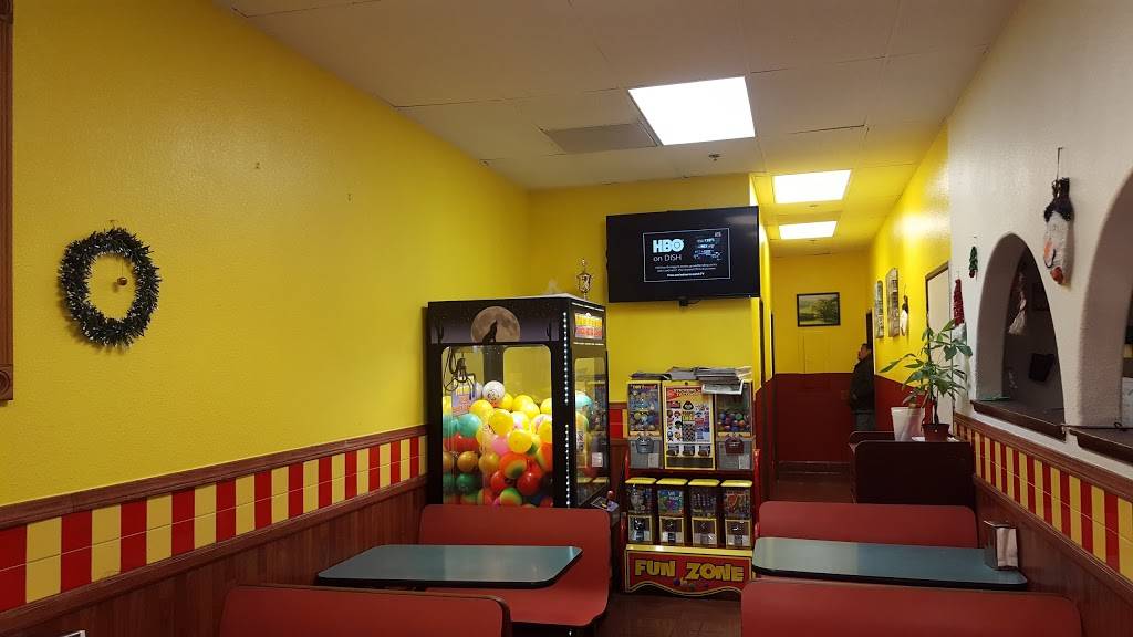 Jilbertos Mexican Food | restaurant | A, 1301 E Valley Pkwy, Escondido, CA 92027, USA | 7604802618 OR +1 760-480-2618