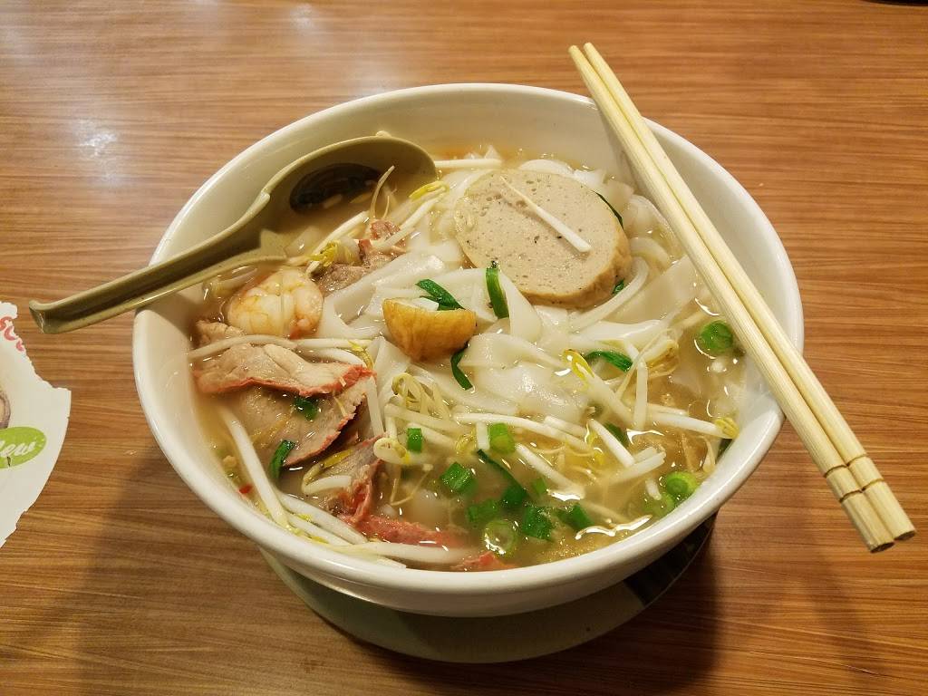 Banh Mi Che Cali BMC Pho | restaurant | 745 E Garvey Ave, Monterey Park, CA 91755, USA | 6262805528 OR +1 626-280-5528