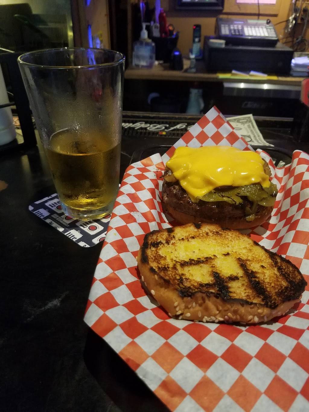 Red Rooster | restaurant | 1985 Oceanside Blvd, Oceanside, CA 92054, USA | 7607548383 OR +1 760-754-8383