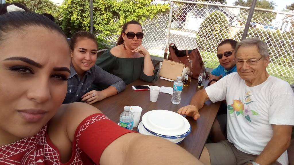 The Clif | restaurant | 605 Clifton Ave, Clifton, NJ 07011, USA | 9733652060 OR +1 973-365-2060