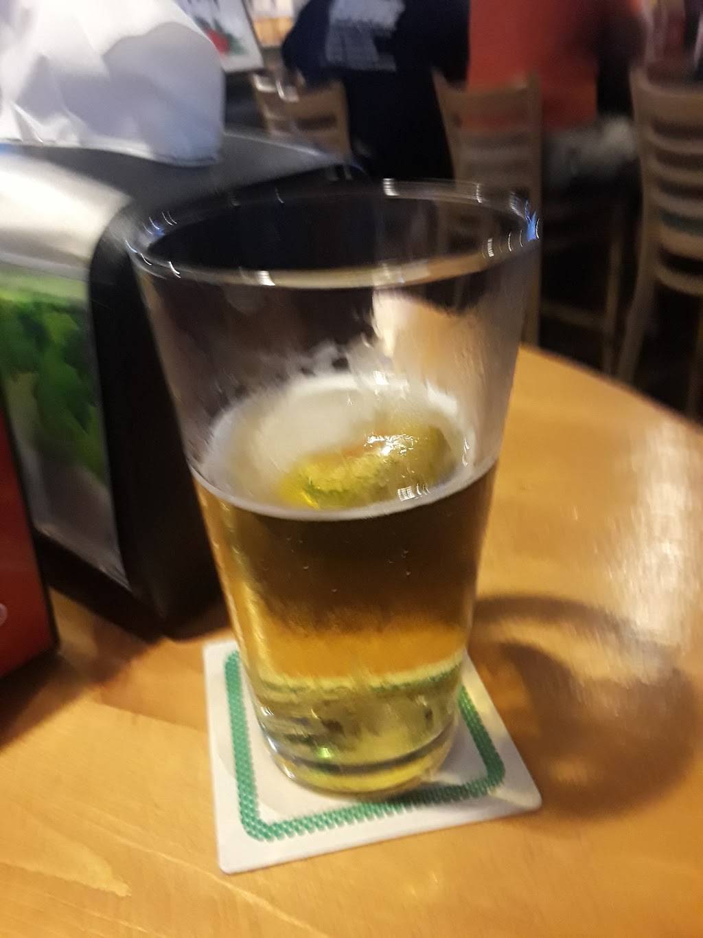 Beef O Bradys | restaurant | 2418 James L Redman Pkwy, Plant City, FL 33566, USA | 8137570300 OR +1 813-757-0300