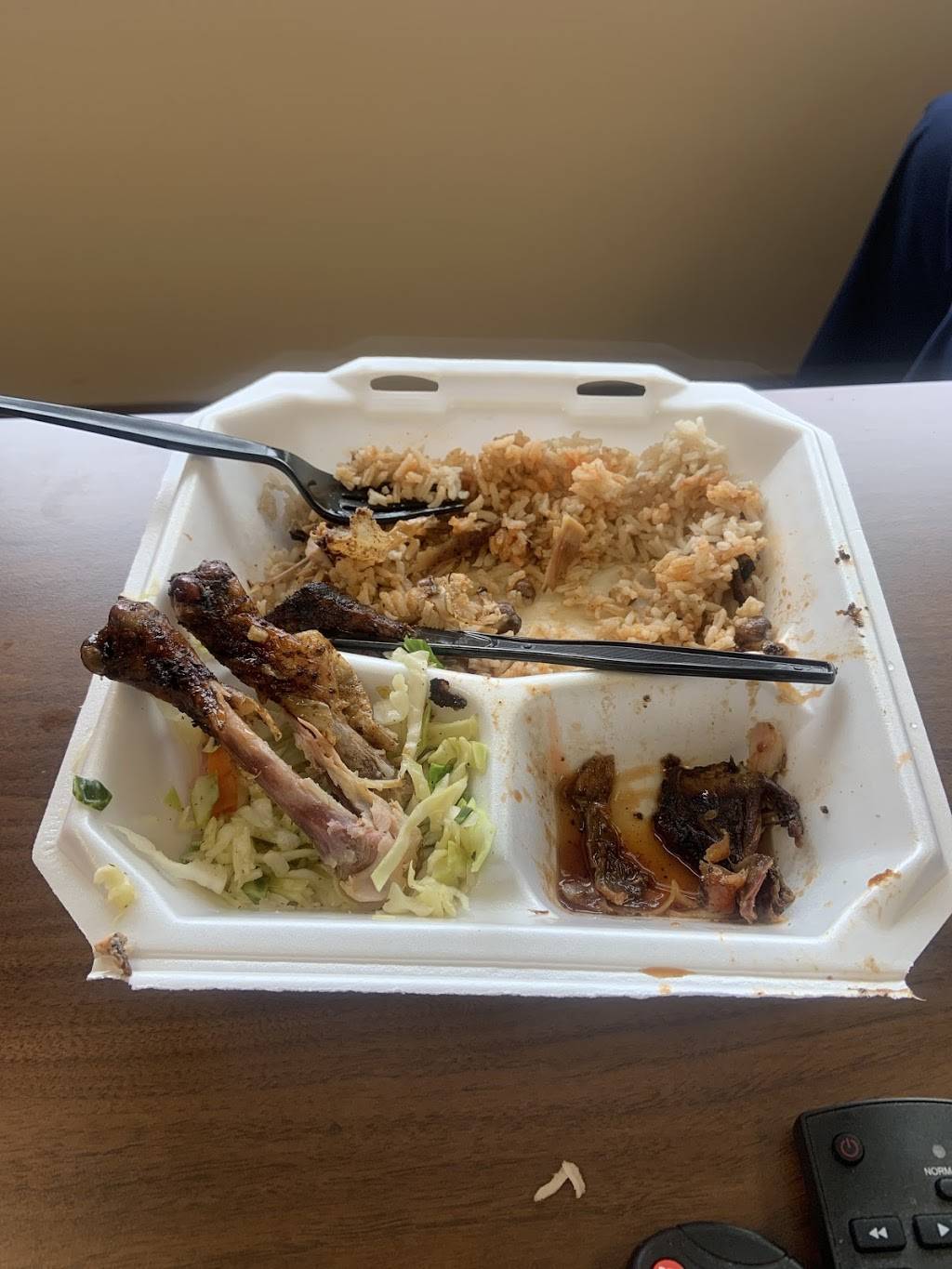 Royal Caribbean Restaurant | restaurant | 4110 S Clear Creek Rd, Killeen, TX 76549, USA | 2546161697 OR +1 254-616-1697