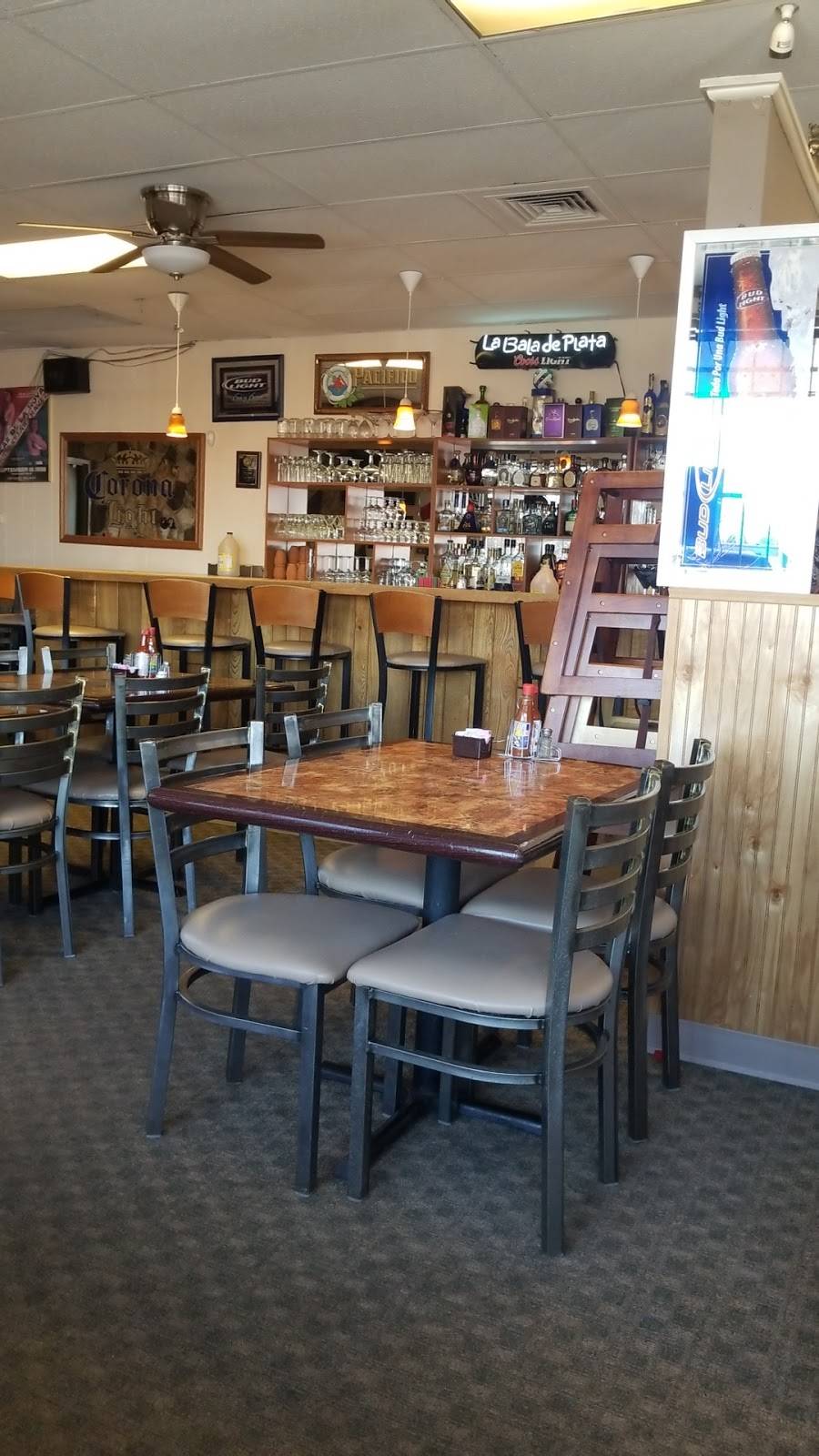 Playa Azul Mexican Restaurant | restaurant | 80204, 1423 S Federal Blvd, Denver, CO 80219, USA | 3039759871 OR +1 303-975-9871