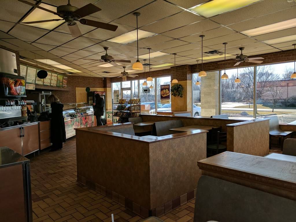 Subway | restaurant | 25 Jackson Industrial Dr, Ann Arbor, MI 48103, USA | 7346626552 OR +1 734-662-6552