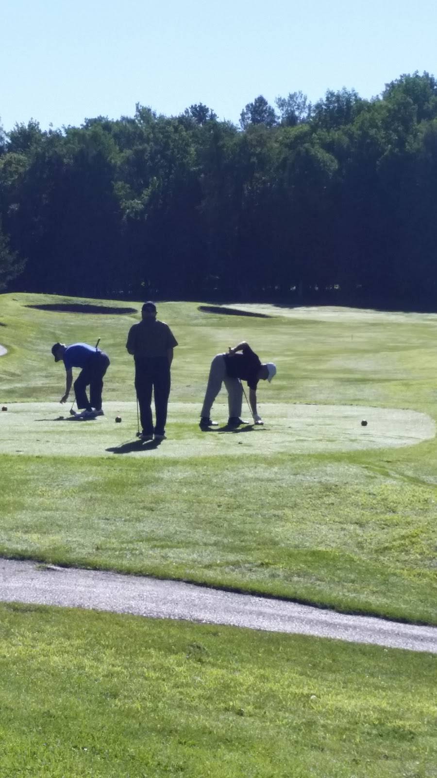 Dufferin Heights Golf Club | restaurant | 4115 QC-143, Stanstead, QC J0B 3E0, Canada | 8198762113 OR +1 819-876-2113