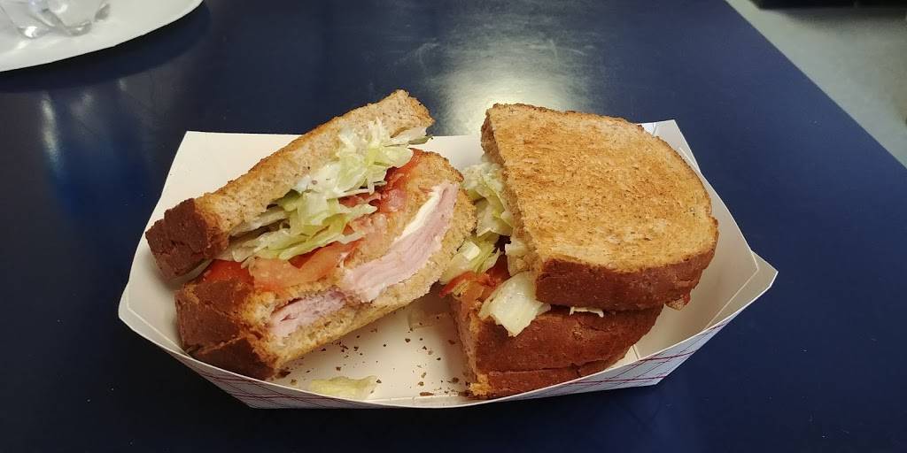 Damon’s Pizza and Italians | restaurant | 244 Western Ave, Augusta, ME 04330, USA | 2076220551 OR +1 207-622-0551