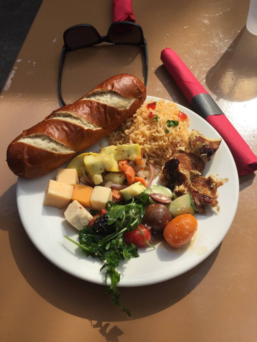 Gaspars Grotto | restaurant | 1805 E 7th Ave, Tampa, FL 33605, USA | 8132485900 OR +1 813-248-5900