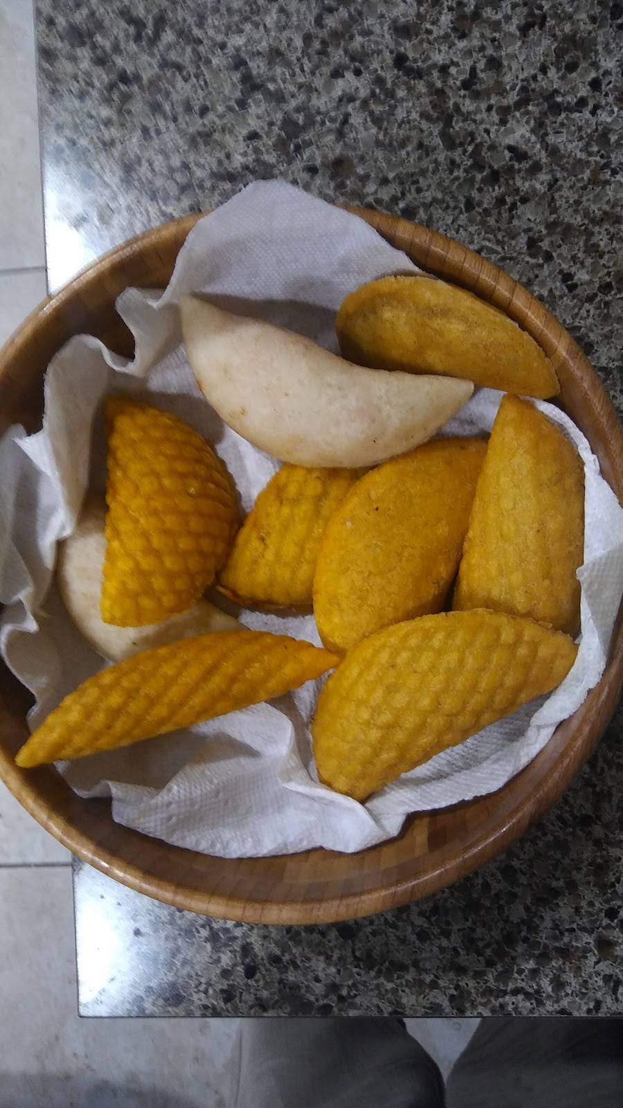 Sabor Latino Restaurant | restaurant | 6820 14th St W, Bradenton, FL 34207, USA | 9412513944 OR +1 941-251-3944