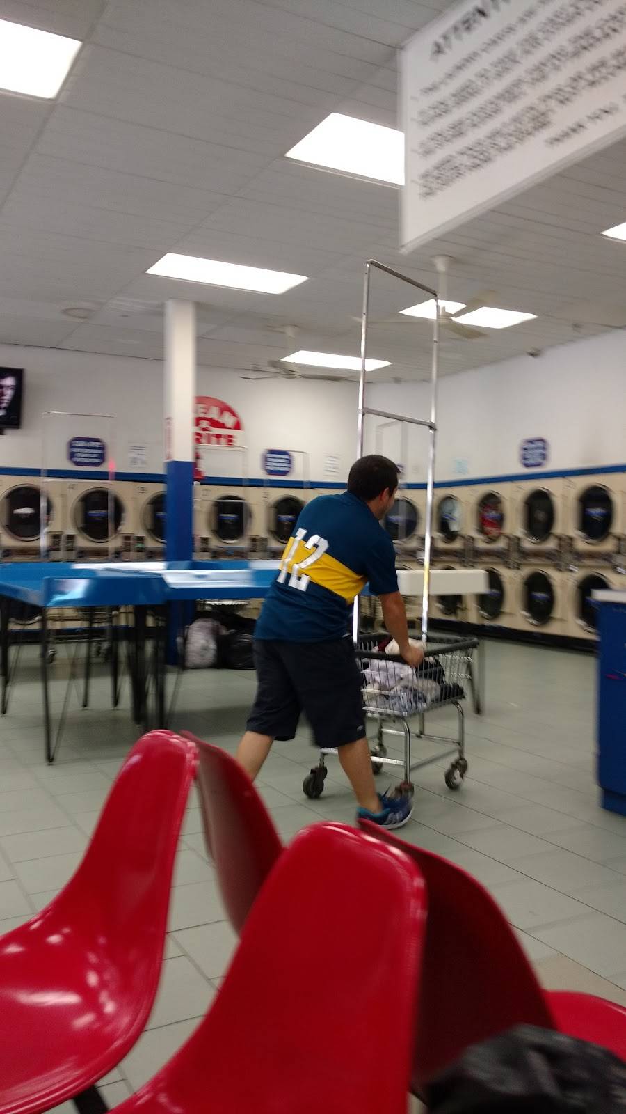 Tonys Pizzeria | restaurant | 1622 Ralph Ave, Brooklyn, NY 11236, USA | 7184449651 OR +1 718-444-9651