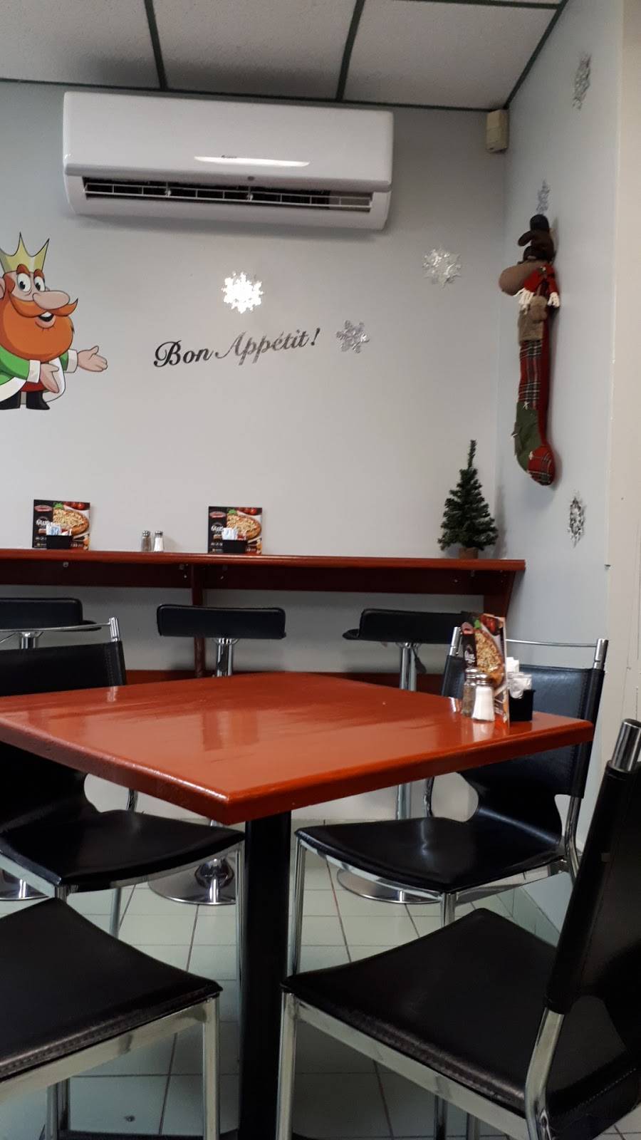 Stratos Pizzeria | restaurant | 812 Rue Belvédère S, Sherbrooke, QC J1H 4B8, Canada | 8198233333 OR +1 819-823-3333