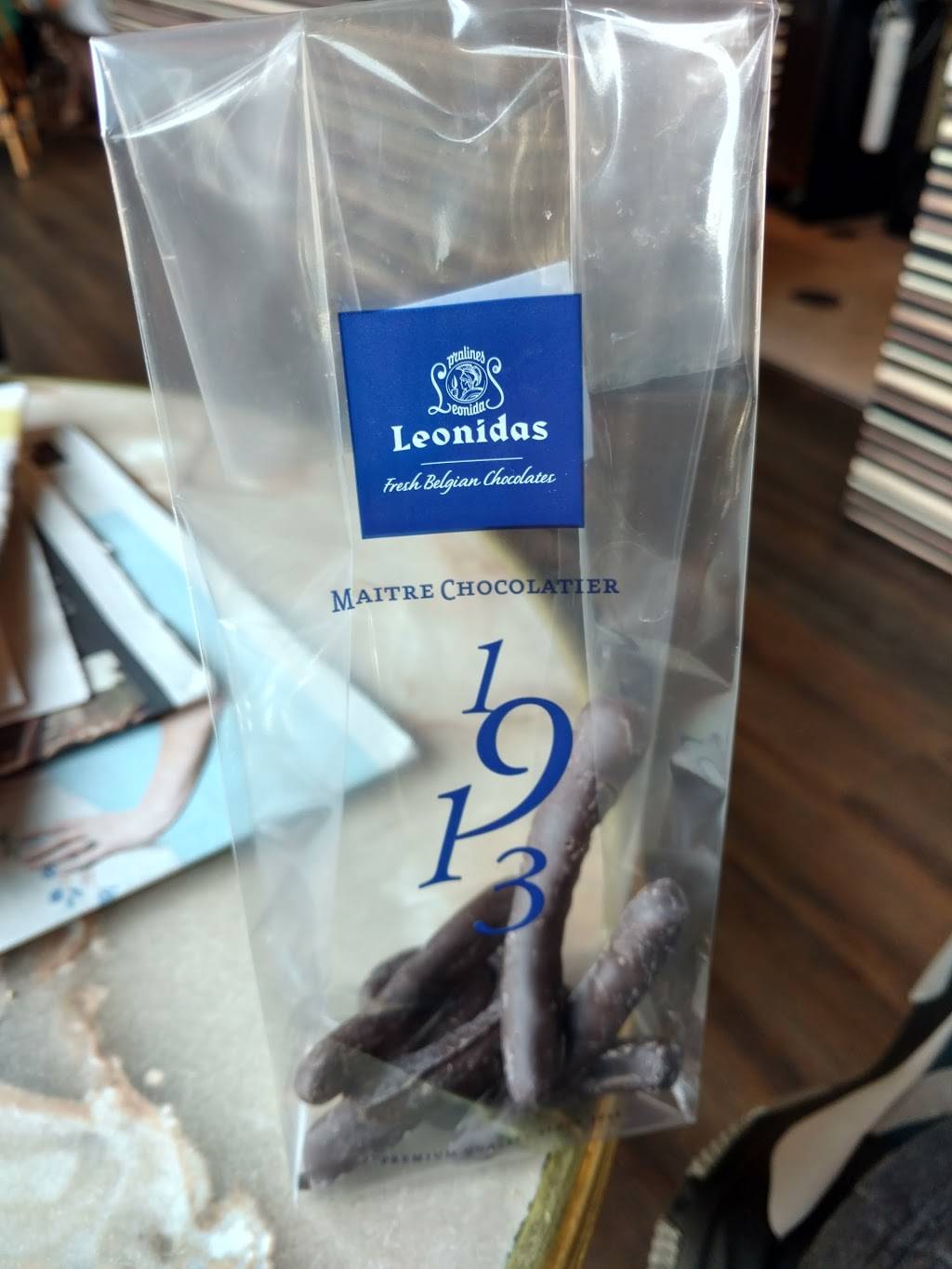 Leonidas Chocolate Cafe | cafe | 1348 Shermer Rd, Northbrook, IL 60062, USA | 8476860100 OR +1 847-686-0100