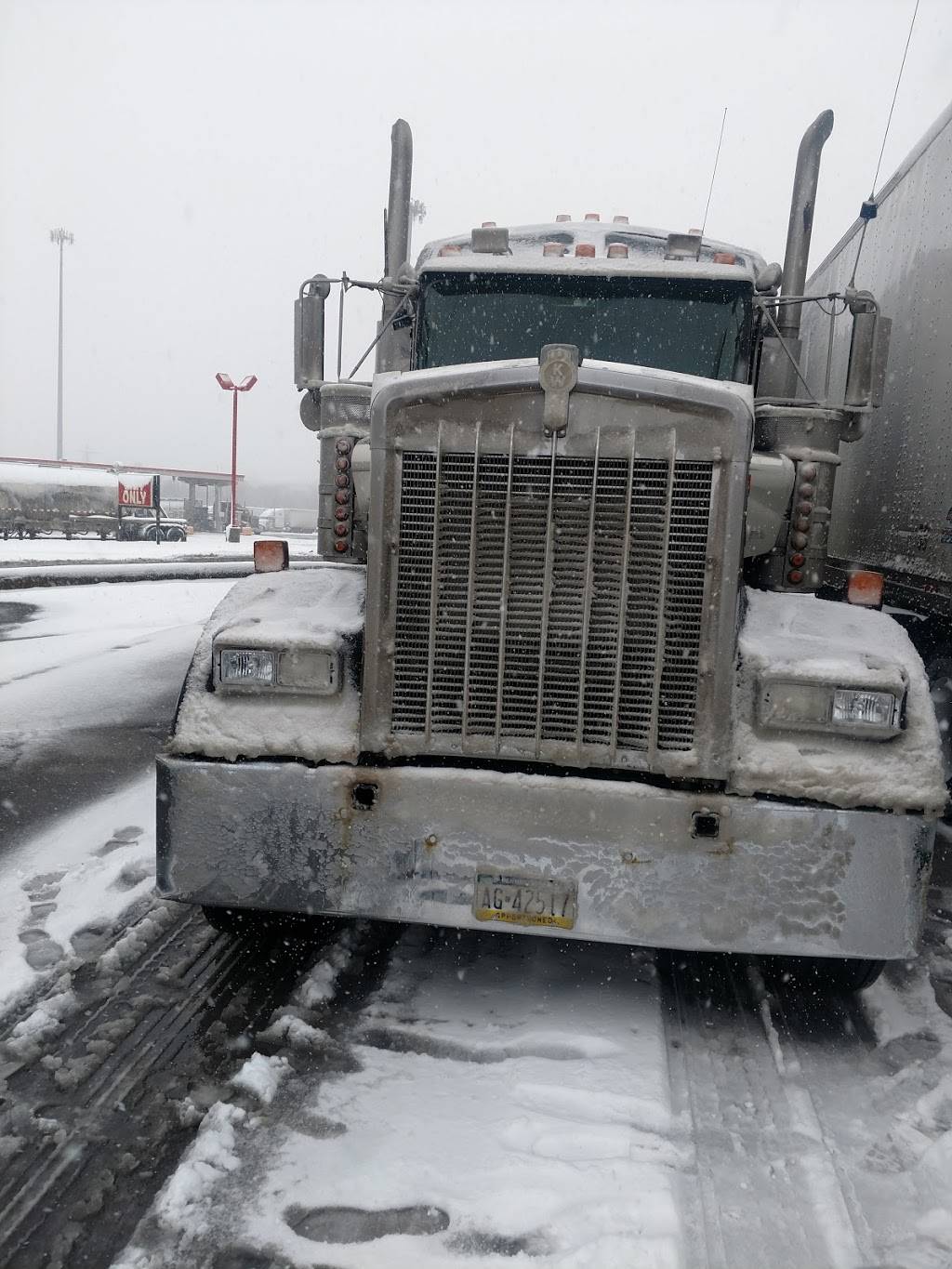 Pilot Travel Center | restaurant | 2786 Salt Springs Rd, Girard, OH 44420, USA | 3305308500 OR +1 330-530-8500