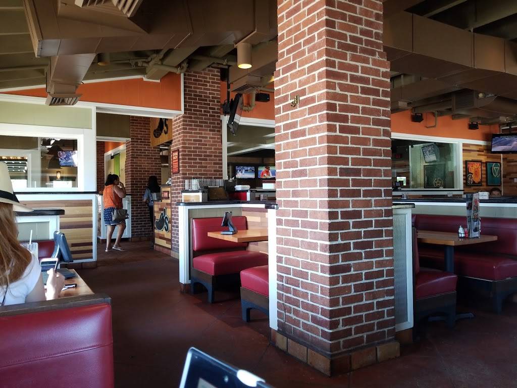 Chilis Grill & Bar | meal takeaway | 6350 North Fwy, Fort Worth, TX 76137, USA | 8172325515 OR +1 817-232-5515
