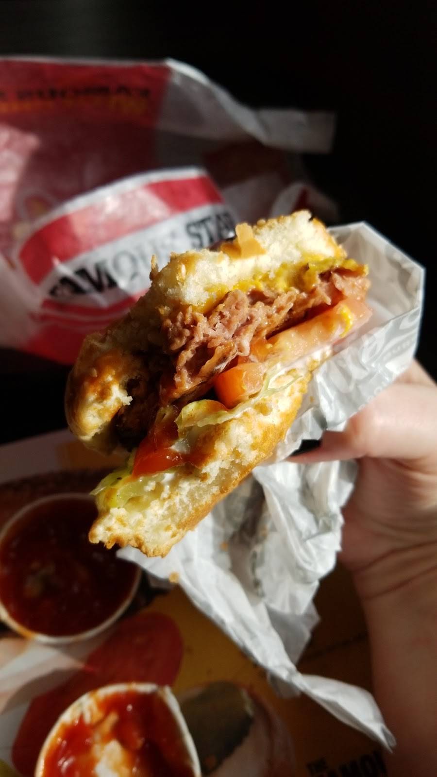 Carls Jr. | restaurant | 3770 Cahuenga Blvd, Studio City, CA 91604, USA | 8187607669 OR +1 818-760-7669